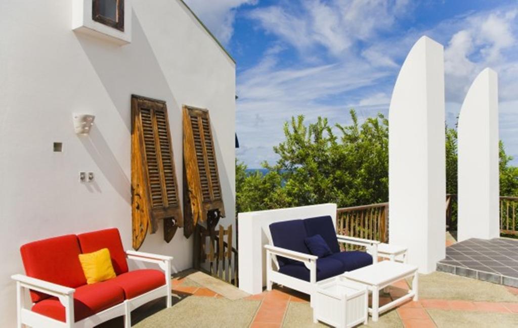 Being Villa Plymouth Bagian luar foto