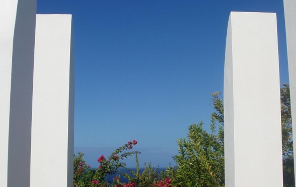 Being Villa Plymouth Bagian luar foto