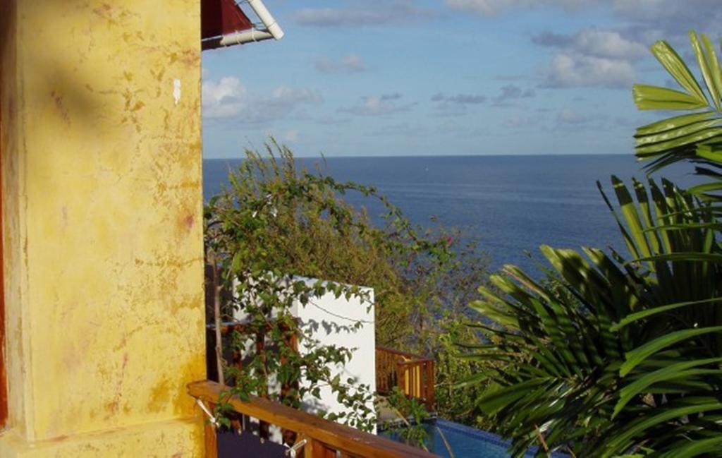 Being Villa Plymouth Bagian luar foto